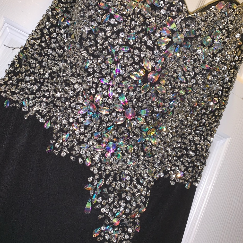 Black sparkly prom dress